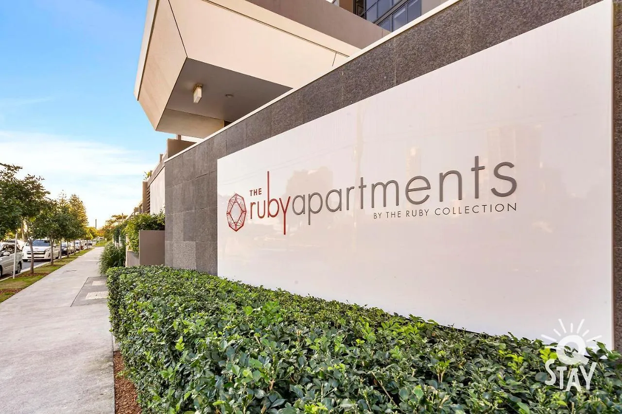 Ruby - 3 Bedroom Family Apartment With Views! Gold Coast